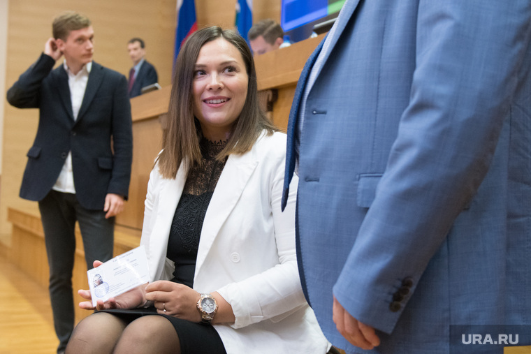 Вручение мандатов депутатам седьмого созыва Екатеринбургской городской Думы. Екатеринбург, жуков тимофей, немец анастасия