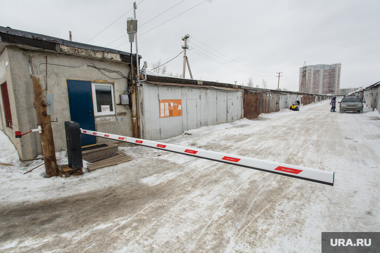 Гаражный кооператив "Сетевик". Сургут, шлагбаум, кпп, гаражи, сетевик