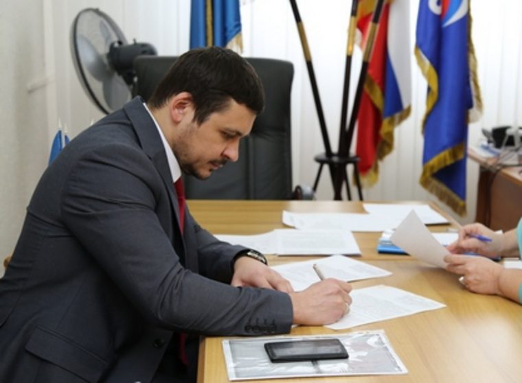Андрей Умников первым подал документы на праймериз «ЕР» на Ямале