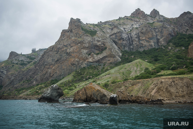 Клипарт. Коктебель, крым, природа крыма, скала голова русалки, кара даг