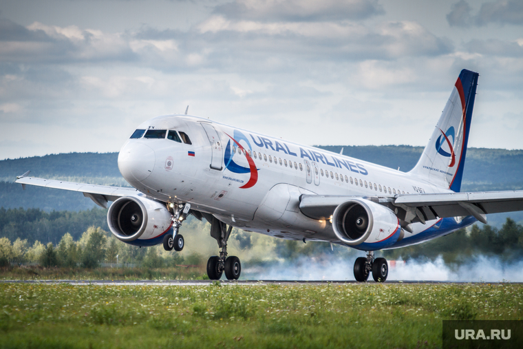 Очередной споттинг в Кольцово. Екатеринбург, уральские авиалинии, ural airlines, самолет