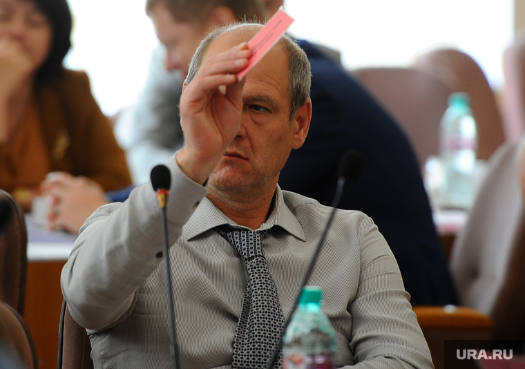 Марк Болдов попросил «закрыть» встречу от СМИ, чтобы депутаты высказали новому мэру в лицо все претензии