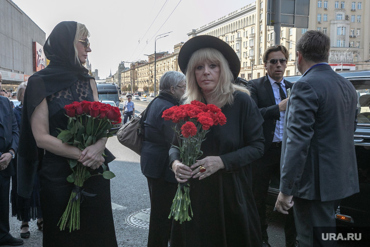 Прощание с Иосифом Кобзоном в Концертном зале им. Чайковского. Москва, траурная церемония, пугачева алла, галкин максим, орбакайте кристина