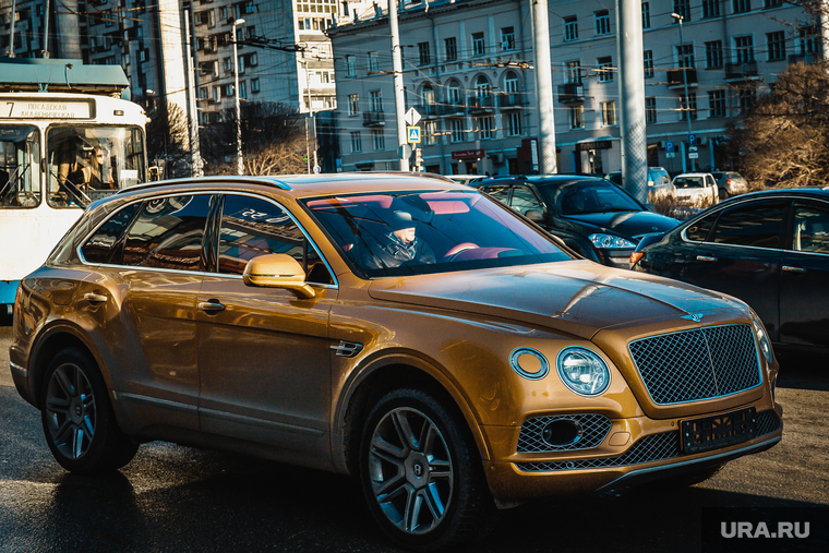Виды Екатеринбурга, автомобиль, бентли, элитное авто, премиум авто, bentley