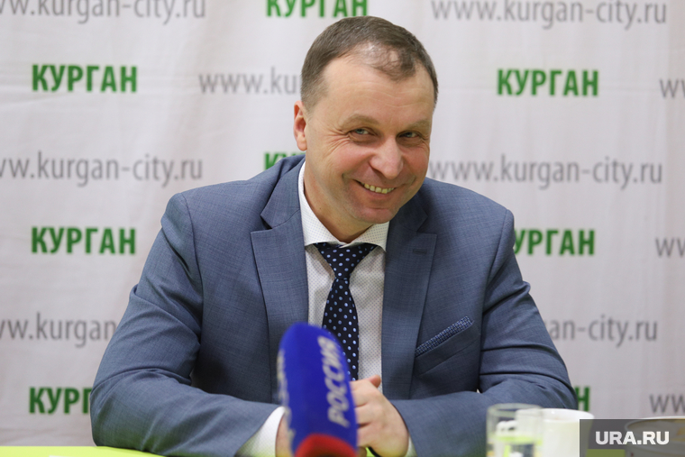 Итоговая пресс-конференция администрации города. Курган, улыбка, потапов андрей