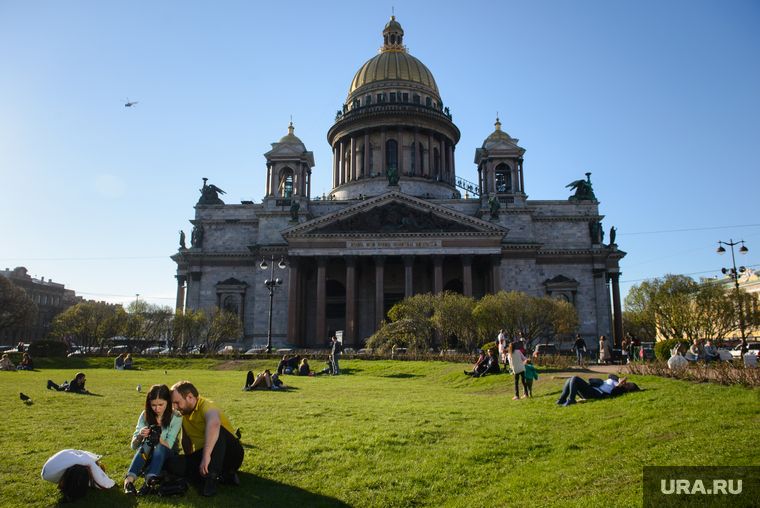 Исаакиевский собор (архив). Санкт-Петербург, исаакиевский собор, достопримечательности санкт-петербурга, собор преподобного исаакия далматского, исаакиевский сквер