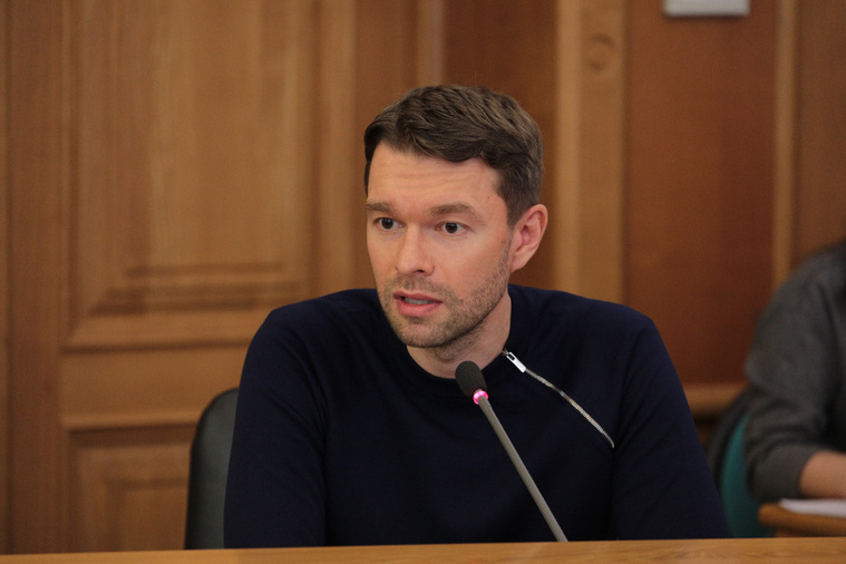 Алексей Вихарев рассказал, что у районов появятся 29 новых полномочий