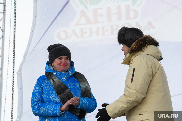 От имени окружных властей оленеводов и всех гостей праздника поздравила вице-губернатор Ирина Соколова