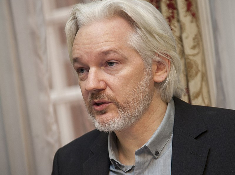 Ассанж основал WikiLeaks  в 2006 году