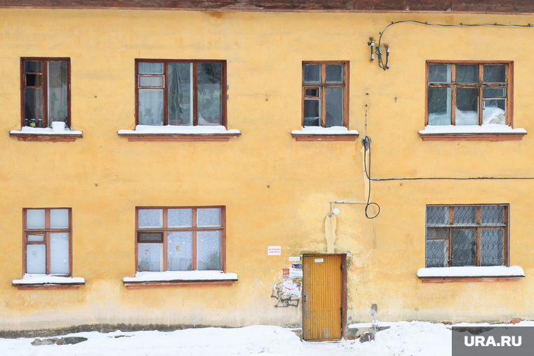 Виды Новоуральска, Свердловская область, старый дом, барак