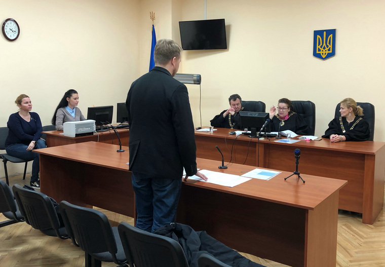 Адвокат Андрей Хилько не первый раз пытается снять кандидатуру Зеленского в суде