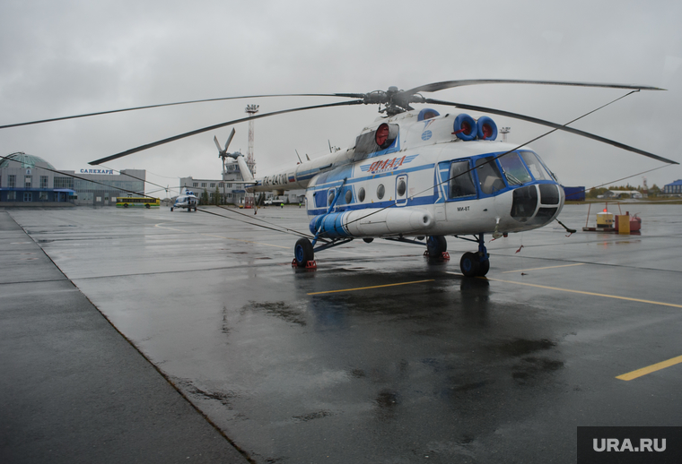 Поселок Тазовский, Новый Уренгой, Ямало-Ненецкий автономный округ, вертолет, авиакомпания ямал, ми-8