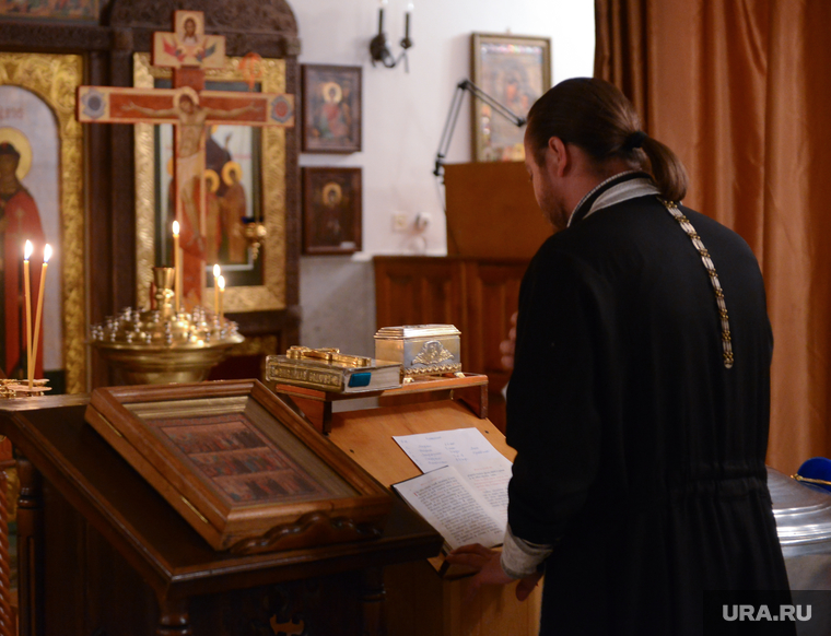 На Урале приказали заново отпеть покойников из-за священника, оскорбившего патриарха