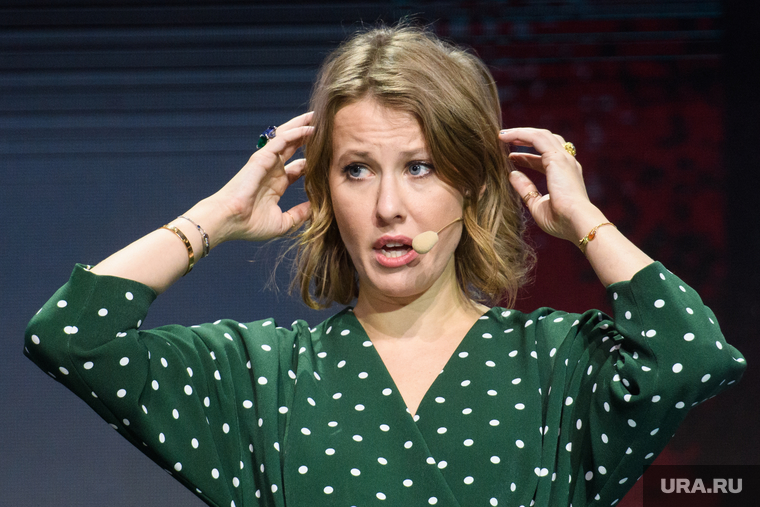 https://s.ura.news/760/images/news/upload/news/384/747/1052384747/456601_Biznes_forum_Amokonf_Ekaterinburg_sobchak_kseniya_250x0_3234.2156.0.0.jpg