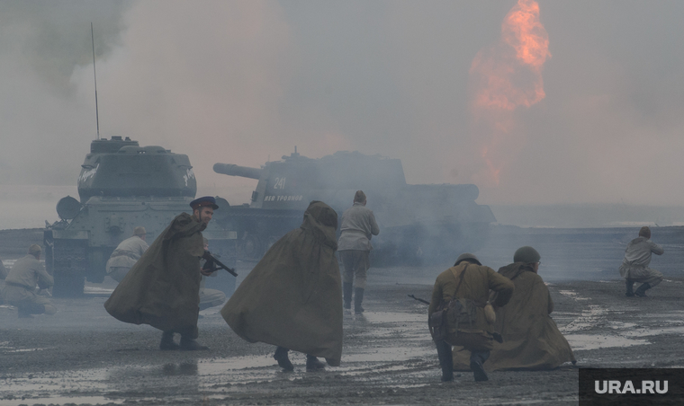 Фестиваль "УралТанк" на полигоне Старатель. Нижний Тагил, полигон старатель, военная техника, великая отечественная война, бронемашина, атака, сау, вов, фестиваль уралтанк, красная армия, танк