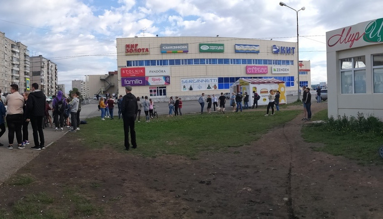 В МВД эвакуацию пока никак не комментируют