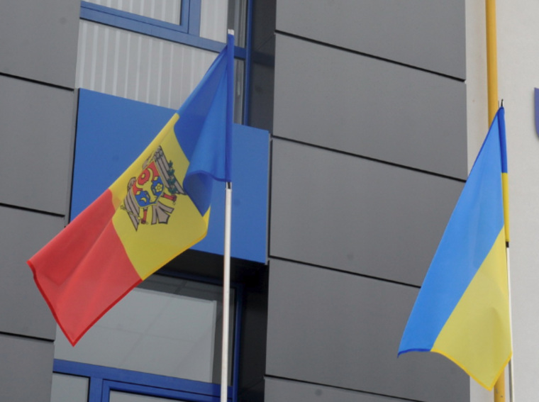 Киев заинтересован в стабильности на территории соседнего государства