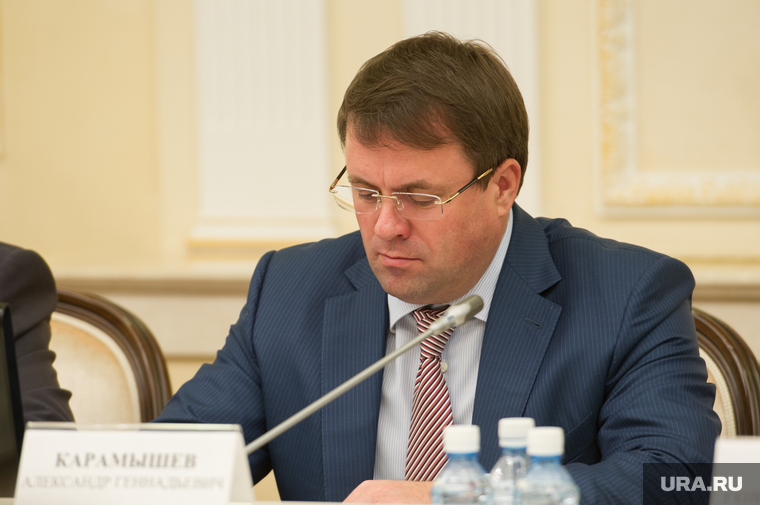 Президиум в резиденции губернатора по строительству жилья для сирот. Екатеринбург, карамышев александр