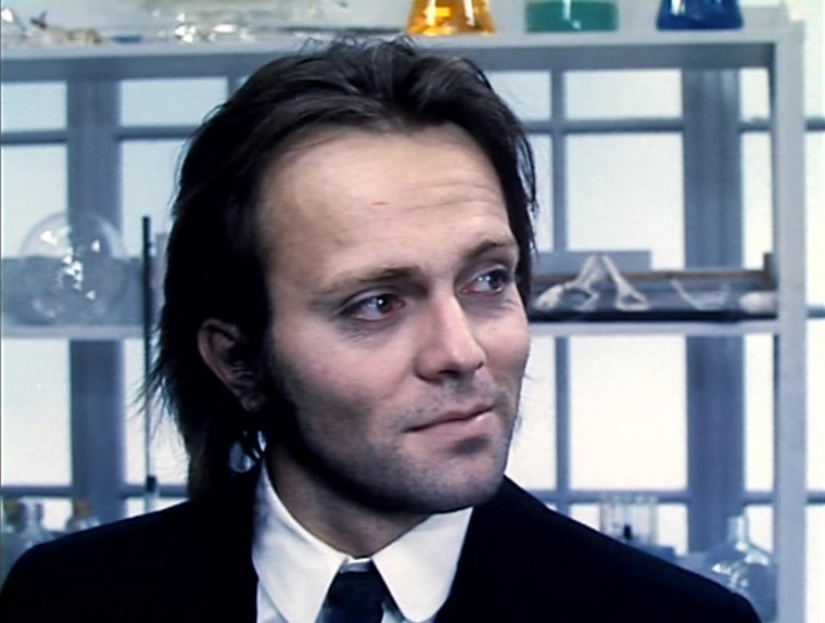 Андрей Харитонов в фильме 1984 года «Человек-невидимка»