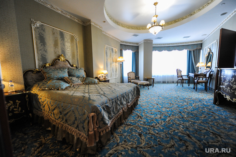 Будущие гостиницы к саммитам ШОС и БРИКС. Челябинск, кровать, президентский номер, апартаменты, спальня, гранд-отель видгоф, гостиничный номер
