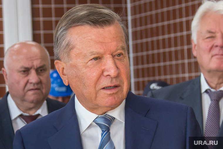 Открытие газовой заправки Газпрома при участии председателя совета директоров Виктора Зубкова. Курган, зубков виктор