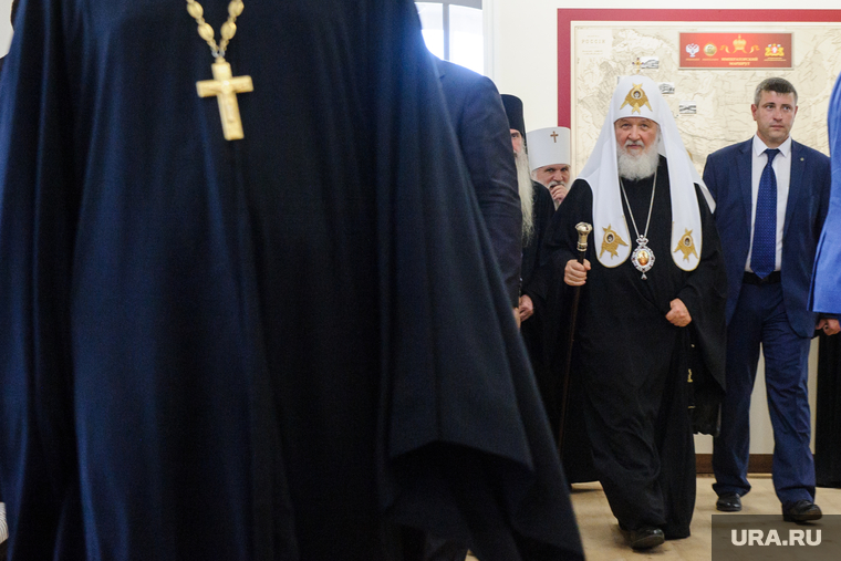 РПЦ объяснилась за кортеж патриарха, который помешал «скорой»