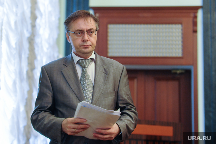 Владислав Смирнов (на фото) предложил увеличить стоимость въезда гастарбайтеров в Челябинск