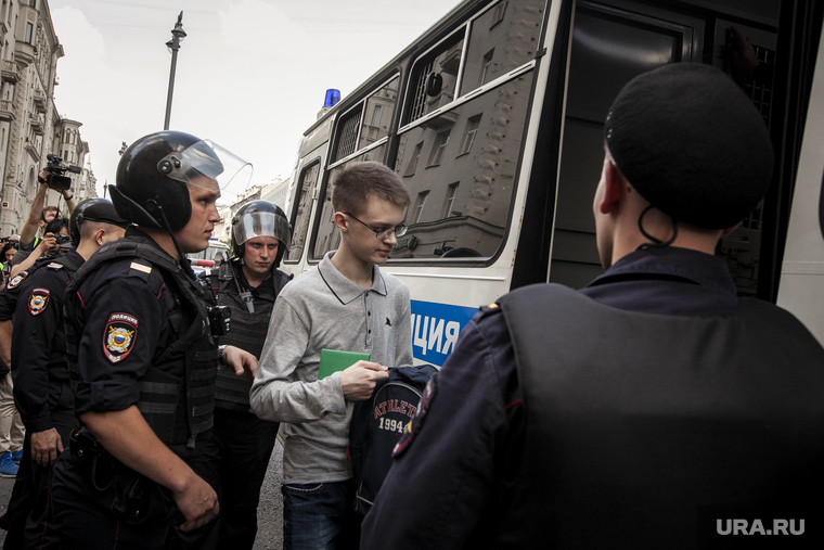 Многие из задержанных — подростки и приезжие