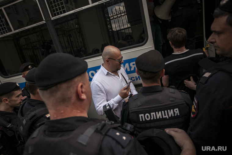 В ходе несогласованной акции задержано порядка 300 человек