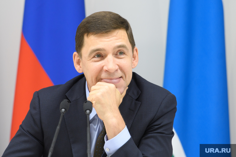 Пресс-конференция  губернатора Свердловской области Евгения Куйвашева в конгресс-центре по итогам «Иннопром 2019», куйвашев евгений, улыбка, портрет