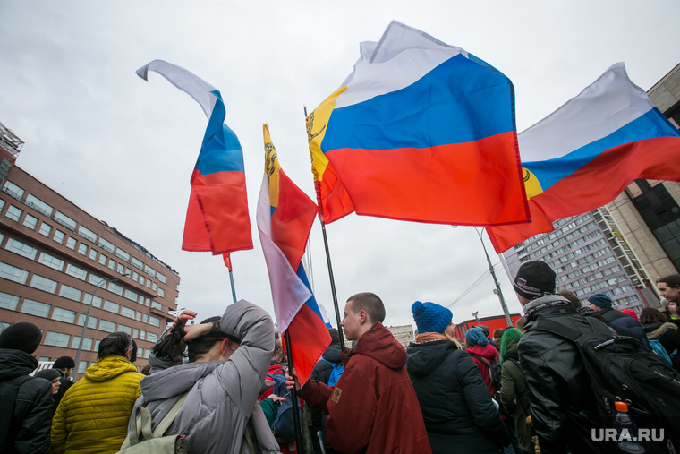 Митинг за свободу интернета в Москве. Москва, российский флаг, триколор, флаг россии, флаг рф