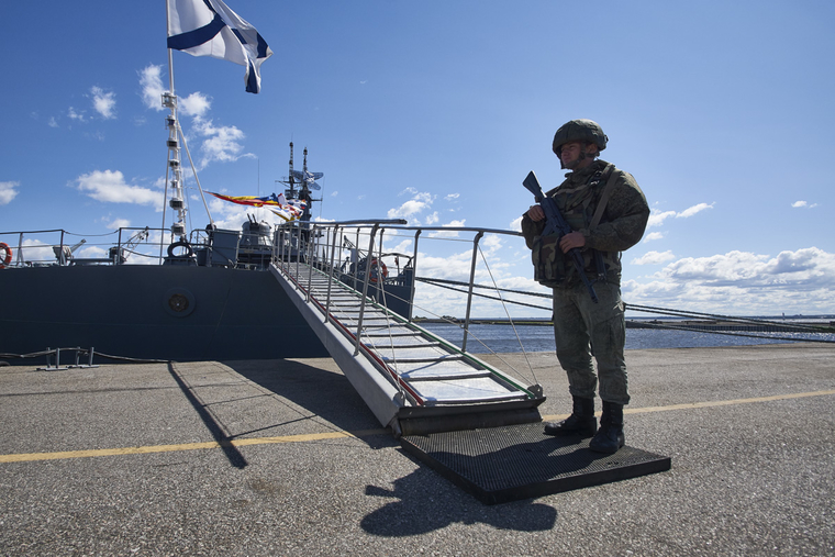 Клипарт, официальный сайт министерства обороны РФ. stock, военные, корабль, флаг, солдат, северный флот
