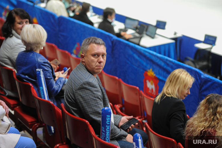 Денис Чернятьев 12 сентября приезжал болеть за россиян на международный Гран-при по фигурному катанию