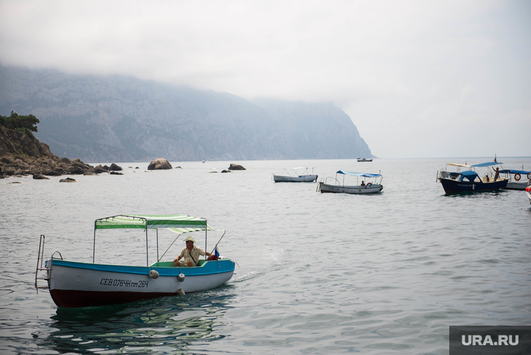 Крым., лодки, катера, черное море, южный берег крыма