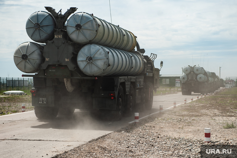 Учения зенитно-ракетной бригады. Республика Хакасия, Абакан , военная техника, зрк, зенитно-ракетный комплекс, ЗРК с-400