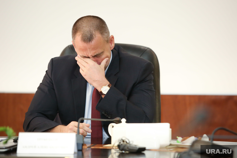 Югорского мэра не позвали на банкет по поводу инаугурации подчиненного