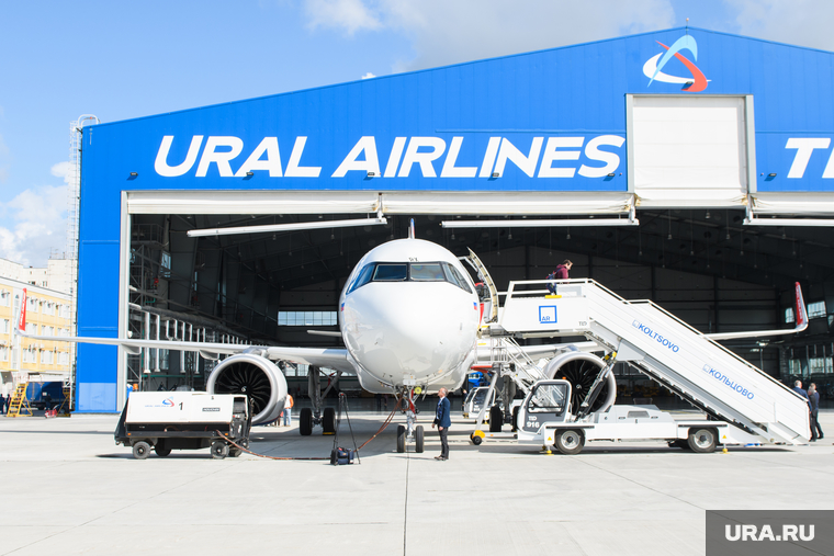 Презентация самолёта "Airbus A320neo". Екатеринбург, аэропорт кольцово, уральские авиалинии, ural airlines, airbus a320neo