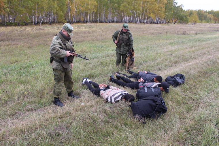 Нарушителей удалось задержать