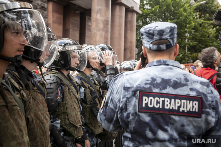 Несанкционированная акции оппозиции "Допускай" на Тверской улице 13. Москва, росгвардия, тверская улица