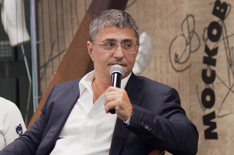 Врач Александр Мясников призвал искать рак до появления симптомов