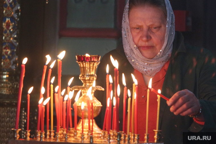 Пасха
Курган, свечи, молитва, церковь, религия, православие
