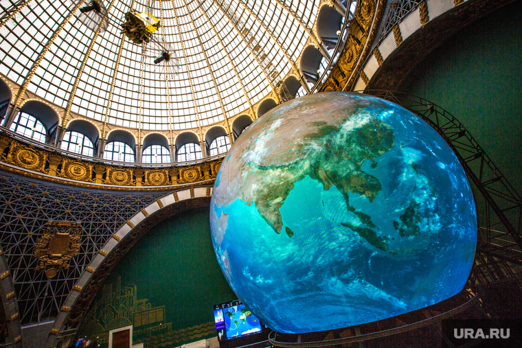 Павильон "Космос" ВДНХ. Москва, купол, космонавтика, земля, земной шар, глобус, павильон космос, аэронавтика, полет в космос