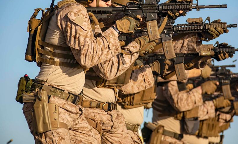 Клипарт сток pickupimage. miliman. Екатеринбург, армия, военные, оружие, сша, спецназ, nato, строй, солдат, армия сша, американская армия, солдаты нато