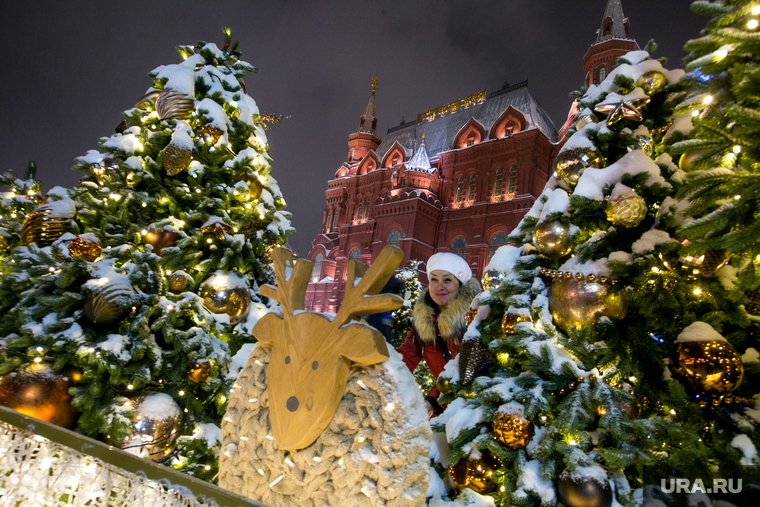 Новогодняя Москва. Москва., новогодняя елка, гим, новый год, иллюминация, государственный исторический музей