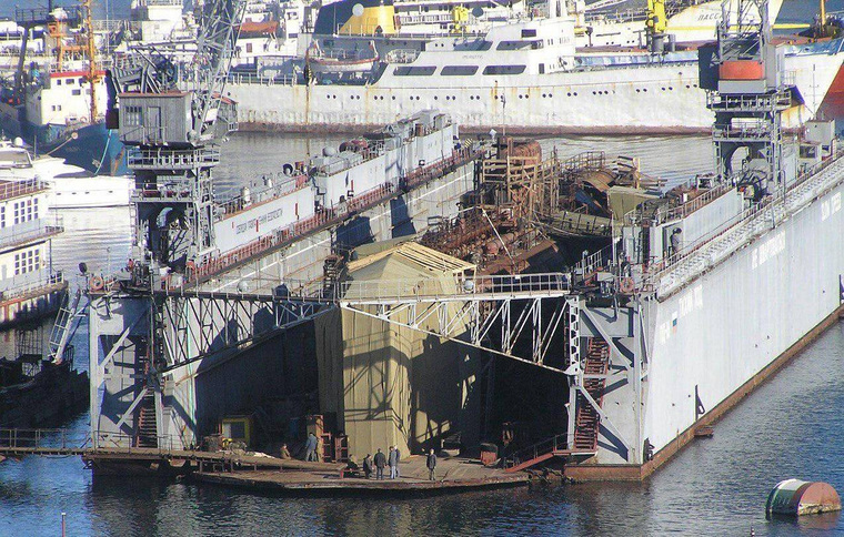 Плавучий док ПД-16 может еще пригодиться Черноморскому флоту