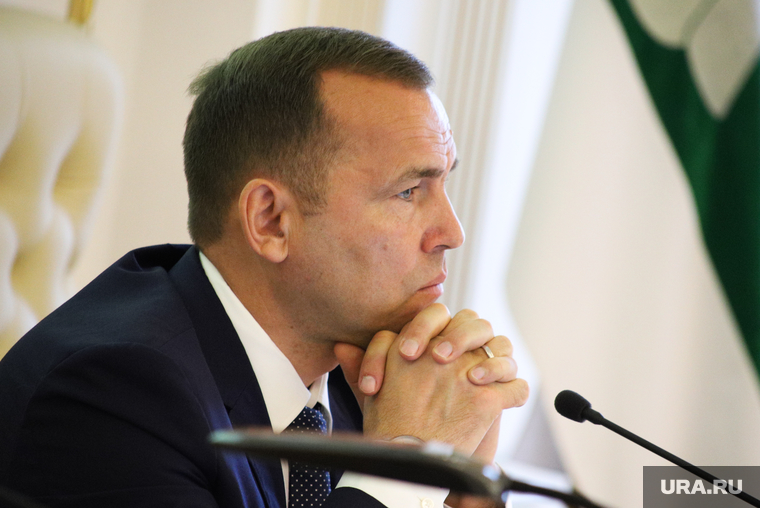 Заседание правительства.  Курган , шумков вадим, портрет
