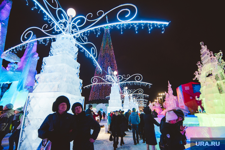 Открытие ледового городка. Екатеринбург, ледовый городок, люди, открытие, новый год
