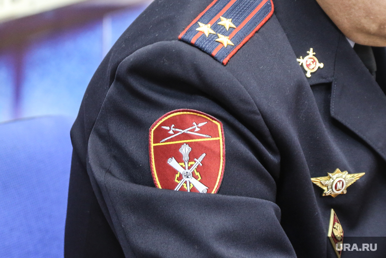 Начальник Управления Росгвардии по Тюменской области Евгений Симаков. Тюмень, шеврон росгвардии