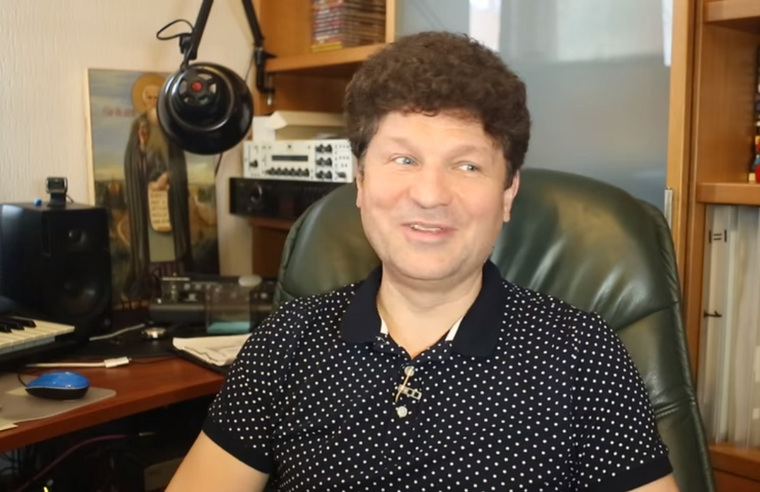 Сергей Минаев считает, что формат программы устарел