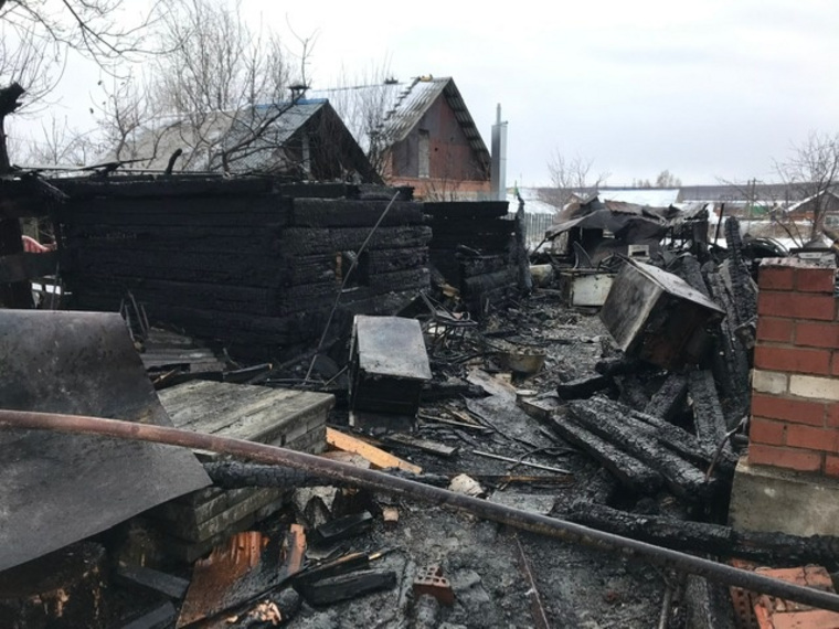 Дом Натальи Галеевой выгорел полностью